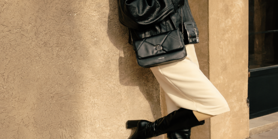 Cinco bolsas Dakota e ideias de looks para acompanhar diferentes momentos.